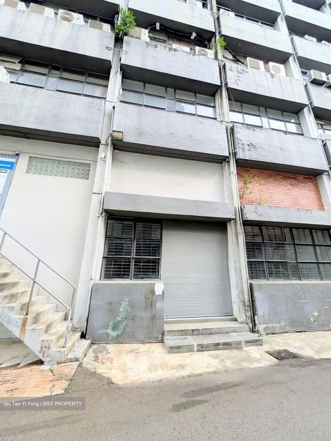 Pemimpin Industrial Building (D20), Factory #570053791